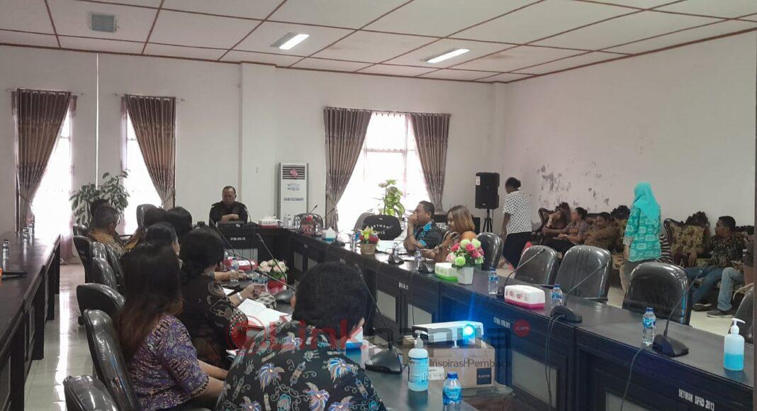 Rapat dengar pendapat DPRD dengan Dinas Pendidikan dan Kebudayaan Kabupaten Manokwari